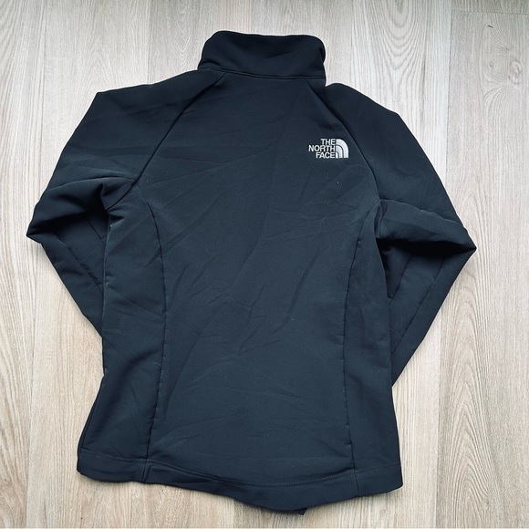 The North Face Black TNF Apex Softshell Jacket - Picture 7 of 9